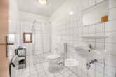 Bad mit Dusche