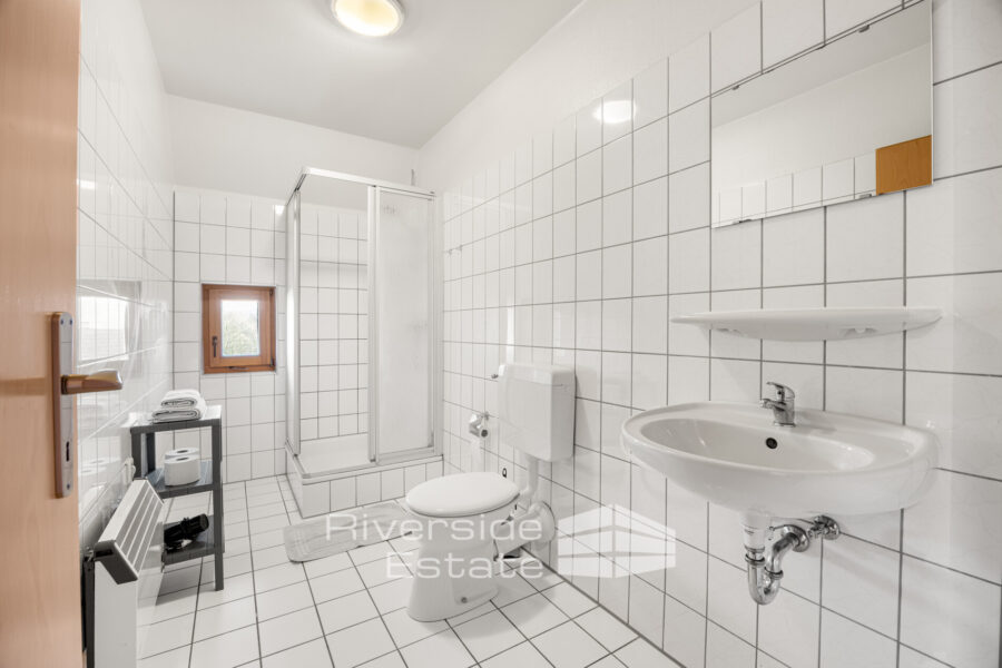 Bad mit Dusche