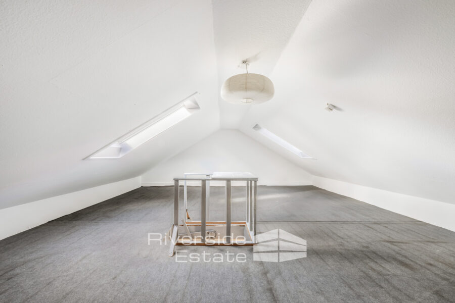 Dachgeschoss Wohnung OG